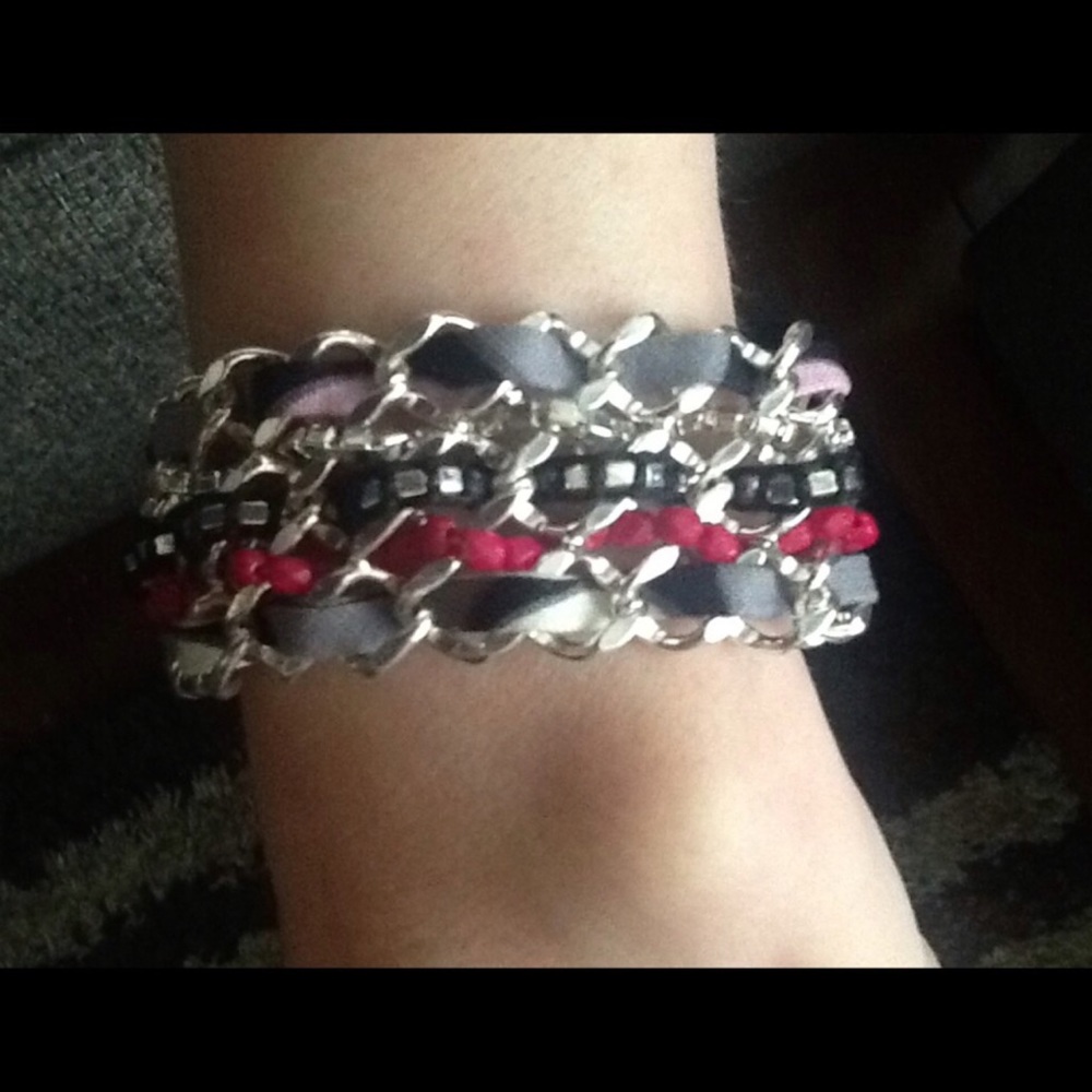 NEW Vera Bradley colorful silver and leather brac.